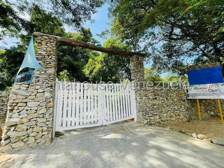 Casa (1 Nivel) en Venta en Calle Principal, Aragua - 57