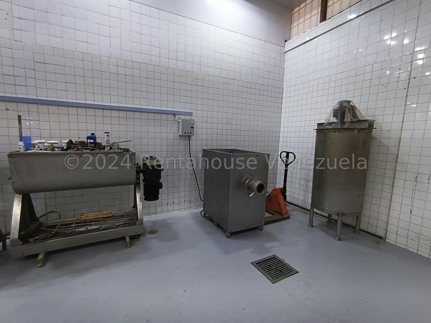 Comercial (Local Comercial) en Venta en Las Barrancas, Miranda - 17