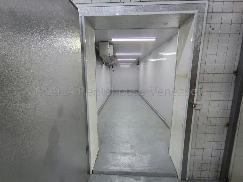 Comercial (Local Comercial) en Venta en Las Barrancas, Miranda - 20