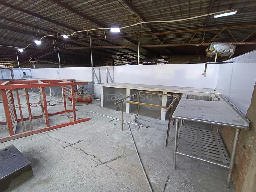 Comercial (Local Comercial) en Venta en Las Barrancas, Miranda - 33