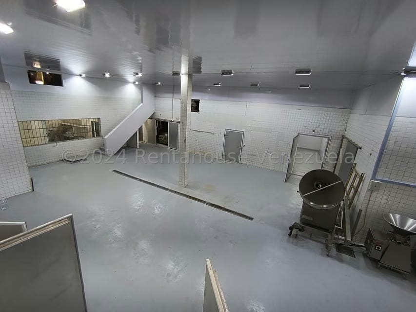 Comercial (Local Comercial) en Venta en Las Barrancas, Miranda - 8