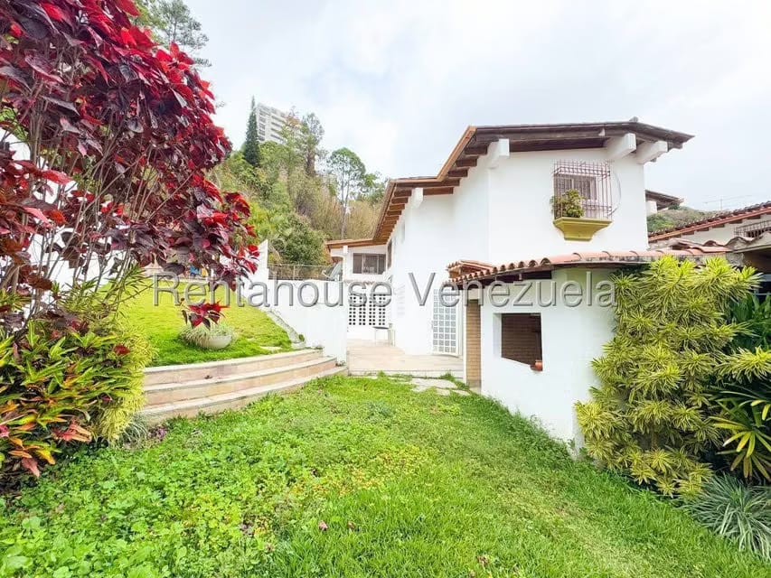 Casa (Multipes Niveles) en Venta en Lomas de Prados del Este, Distrito Metropolitano - 44