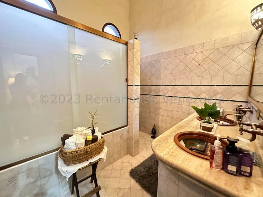 Casa (1 Nivel) en Venta en Parroquia Catedral, Lara - 21