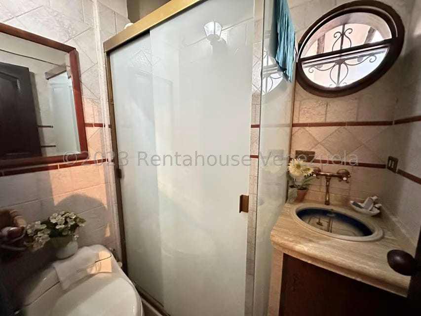 Casa (1 Nivel) en Venta en Parroquia Catedral, Lara - 28