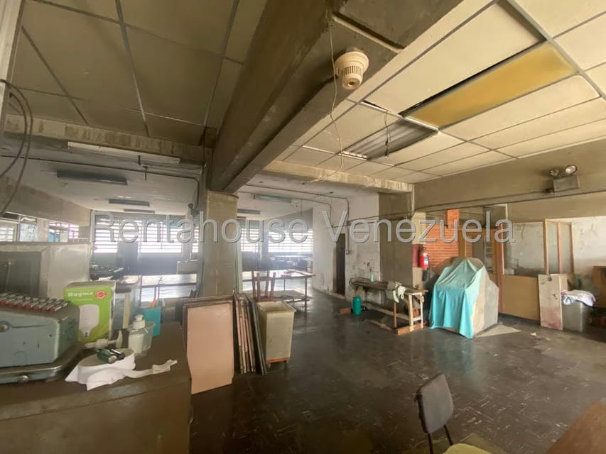 Comercial (Local Comercial) en Venta en Catia, Distrito Metropolitano - 15