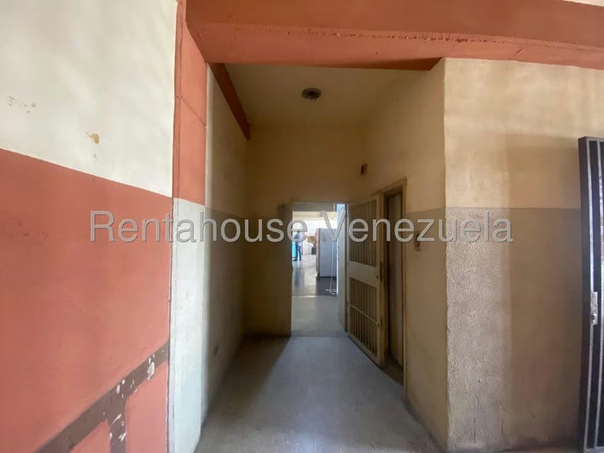 Comercial (Local Comercial) en Venta en Catia, Distrito Metropolitano - 6