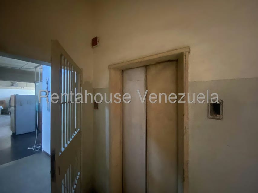 Comercial (Local Comercial) en Venta en Catia, Distrito Metropolitano - 7