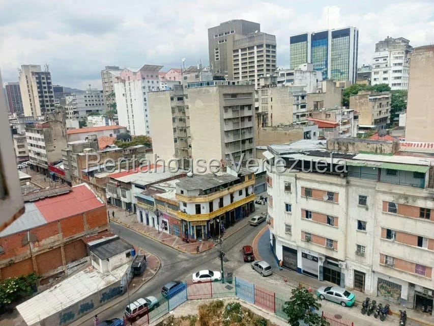 Apartamento (1 Nivel) en Venta en Parroquia Altagracia, Distrito Metropolitano - 10