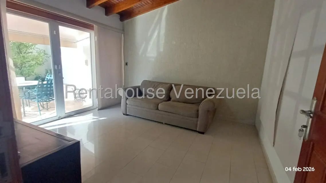 Townhouse (1 Nivel) en Alquiler en Las Clavellinas, Carabobo - 6