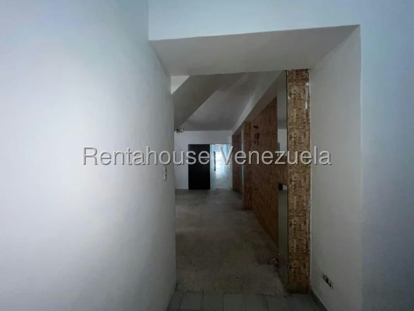 Comercial (Local Comercial) en Alquiler en Centro, Lara - 13