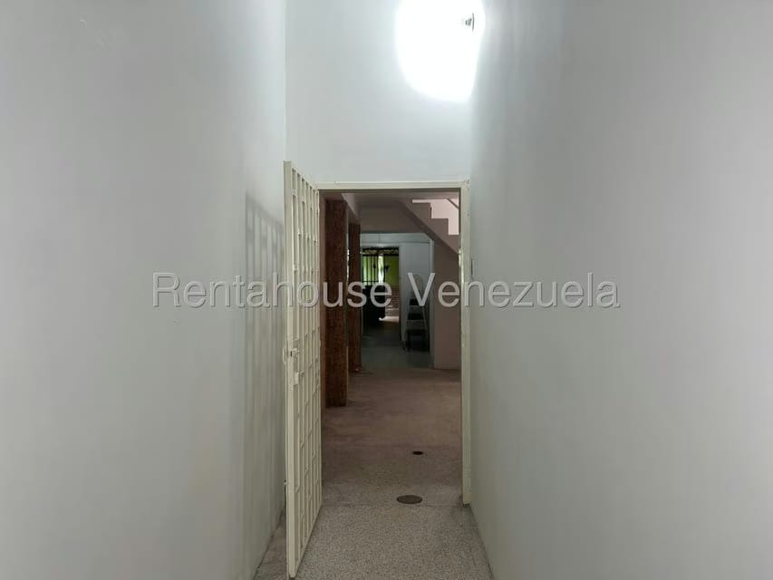 Comercial (Local Comercial) en Alquiler en Centro, Lara - 14