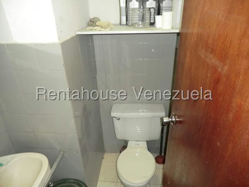 Comercial (Local Comercial) en Alquiler en Menca de Leoni, Miranda - 7