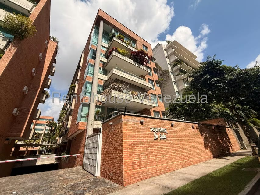 Apartamento (Multiples Niveles) en Venta en Campo Alegre, Distrito Metropolitano