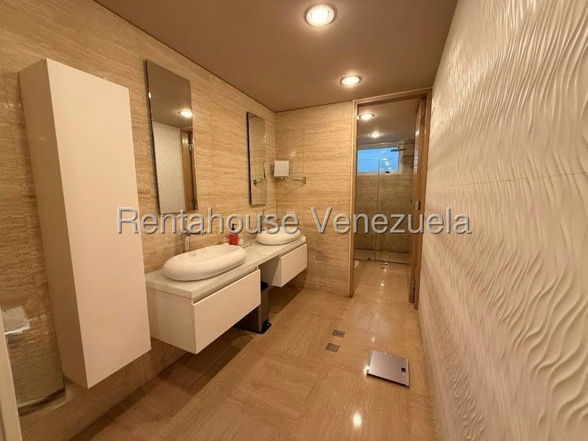 Apartamento (Multiples Niveles) en Venta en Campo Alegre, Distrito Metropolitano - 21