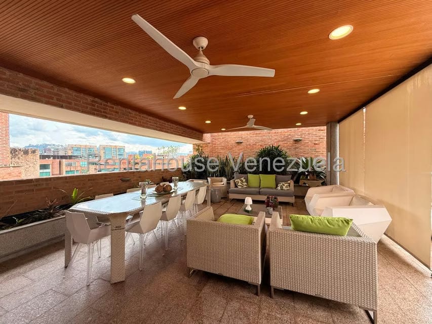 Apartamento (Multiples Niveles) en Venta en Campo Alegre, Distrito Metropolitano - 30