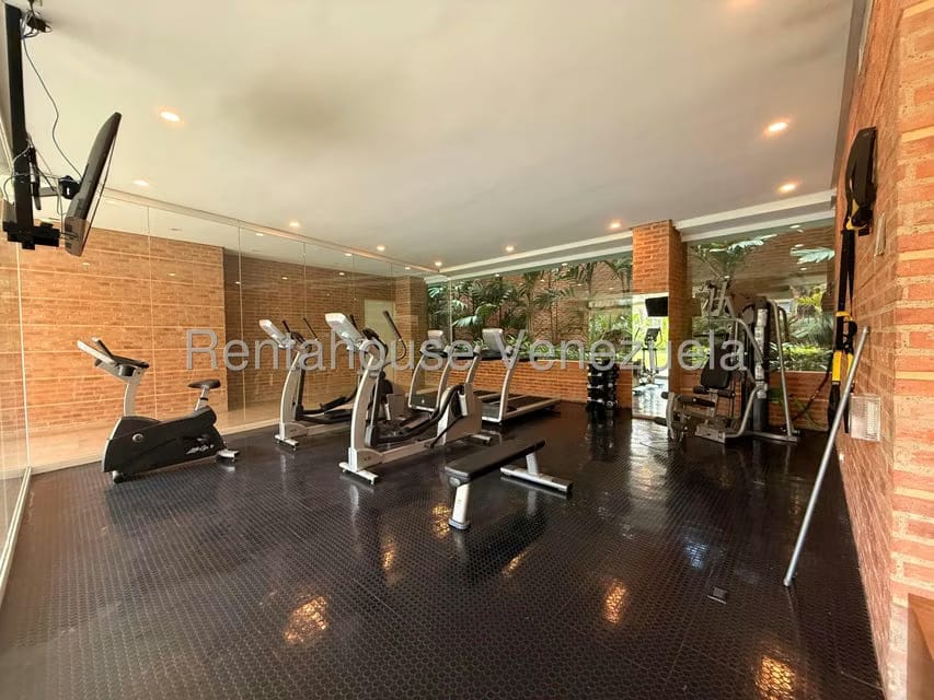 Apartamento (Multiples Niveles) en Venta en Campo Alegre, Distrito Metropolitano - 6