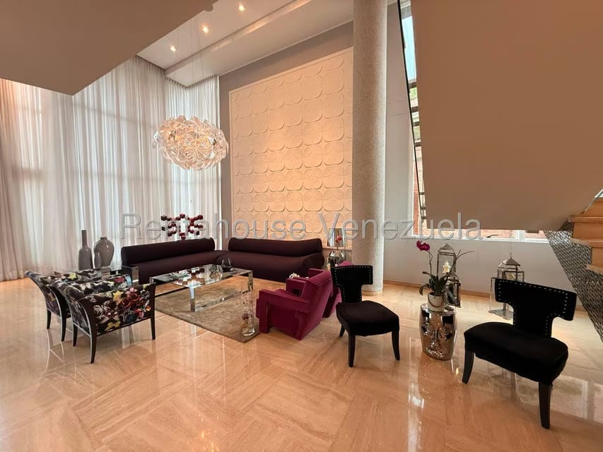 Apartamento (Multiples Niveles) en Venta en Campo Alegre, Distrito Metropolitano - 8