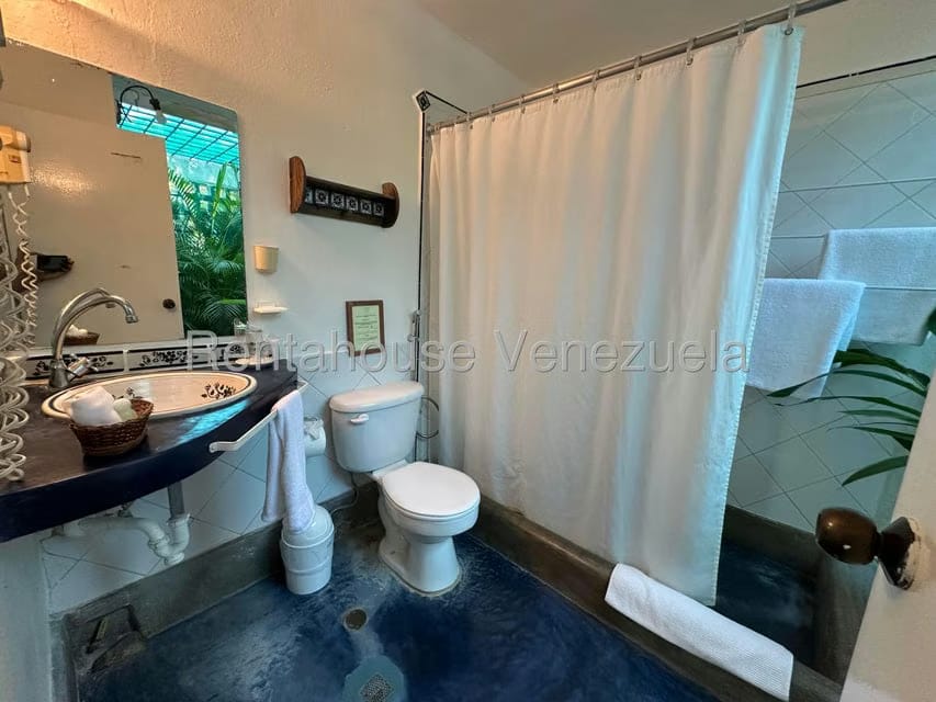 Comercial (Posada) en Venta en Sector El Portete, Aragua - 54