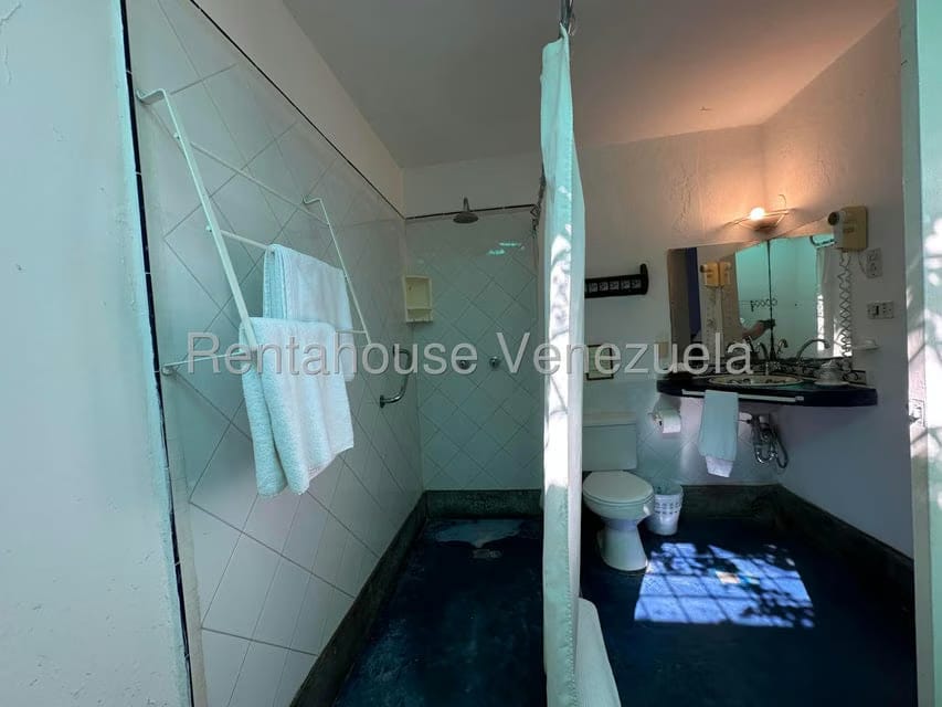 Comercial (Posada) en Venta en Sector El Portete, Aragua - 62