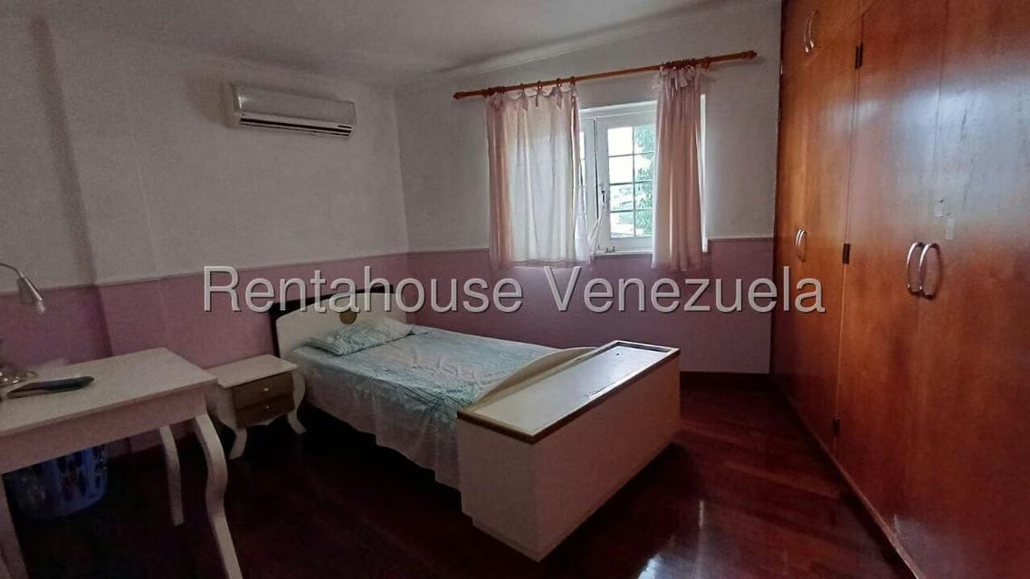 Casa (Multipes Niveles) en Venta en Prados del Este, Distrito Metropolitano - 29