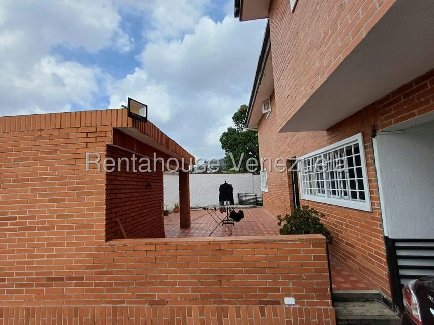 Casa (Multipes Niveles) en Venta en Prados del Este, Distrito Metropolitano - 44