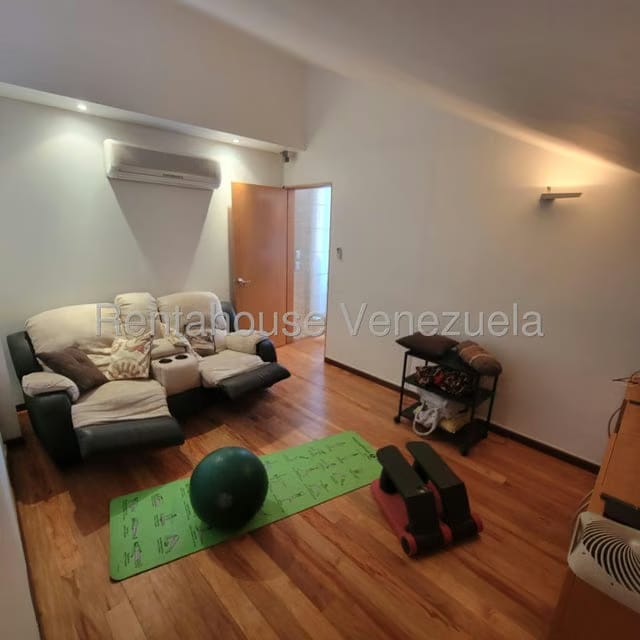 Apartamento (1 Nivel) en Venta en La Tahona, Distrito Metropolitano - 52