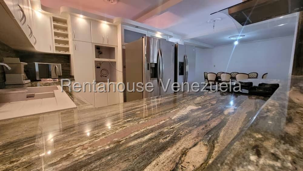 Casa (Duplex) en Venta en Lomas de Monte Claro, Distrito Metropolitano - 13
