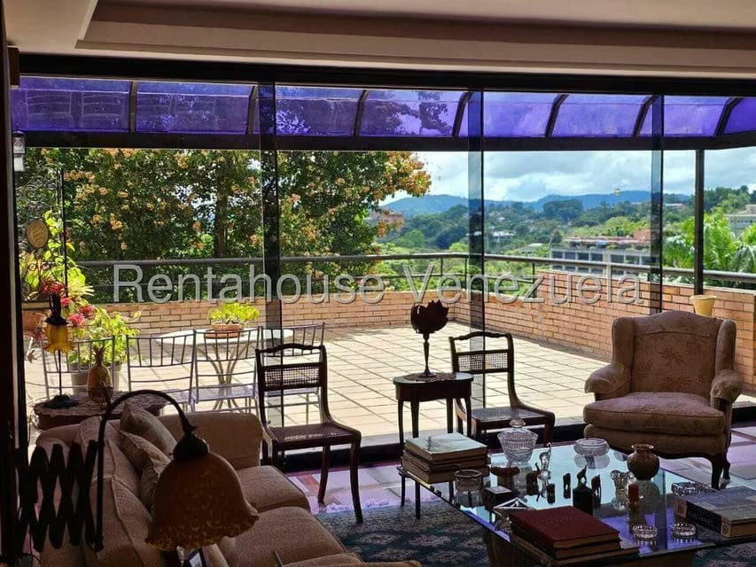 Casa (Contemporaneo) en Venta en La Lagunita Country Club, Distrito Metropolitano - 3