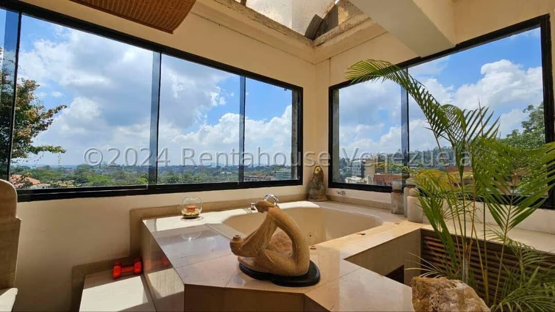 Casa (Contemporaneo) en Venta en La Lagunita Country Club, Distrito Metropolitano - 22