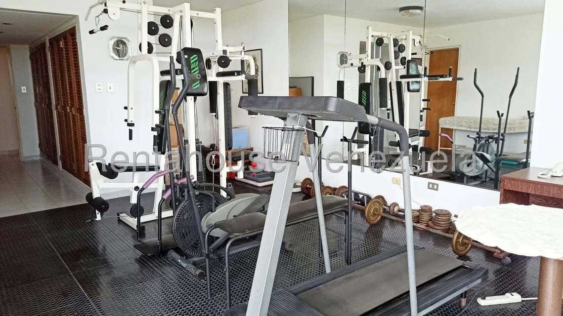 Casa (Contemporaneo) en Venta en La Lagunita Country Club, Distrito Metropolitano - 26