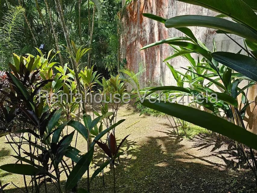 Casa (Contemporaneo) en Venta en La Lagunita Country Club, Distrito Metropolitano - 50