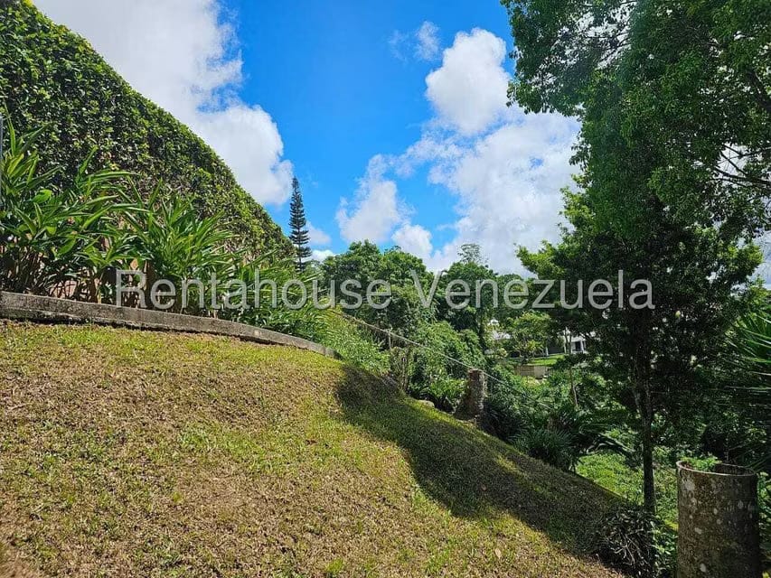 Casa (Contemporaneo) en Venta en La Lagunita Country Club, Distrito Metropolitano - 51