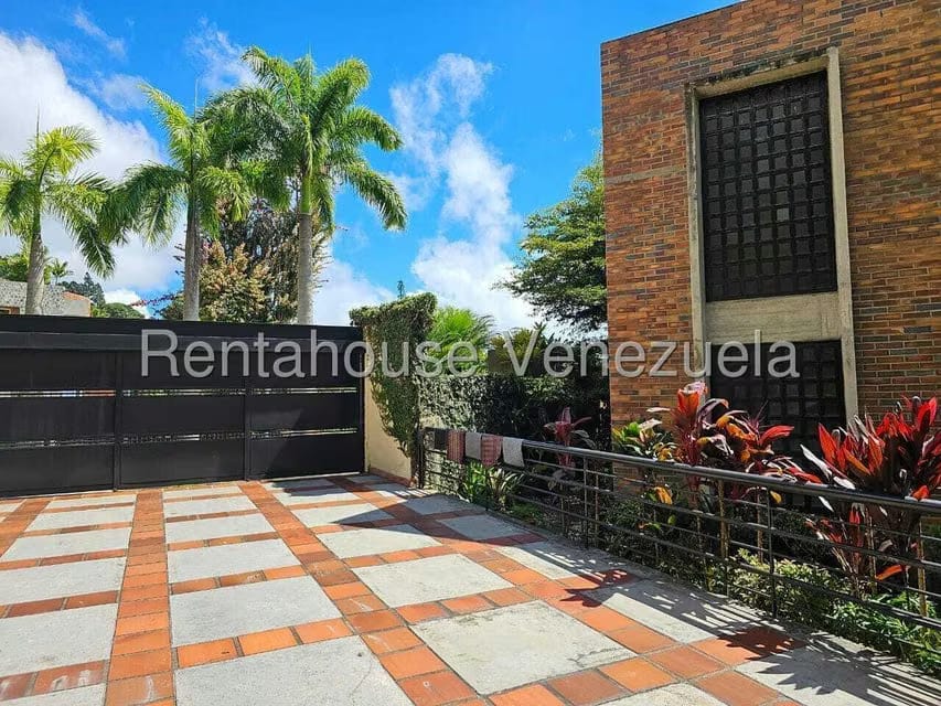 Casa (Contemporaneo) en Venta en La Lagunita Country Club, Distrito Metropolitano - 57