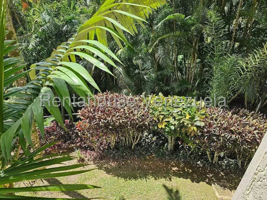 Casa (Contemporaneo) en Venta en La Lagunita Country Club, Distrito Metropolitano - 61