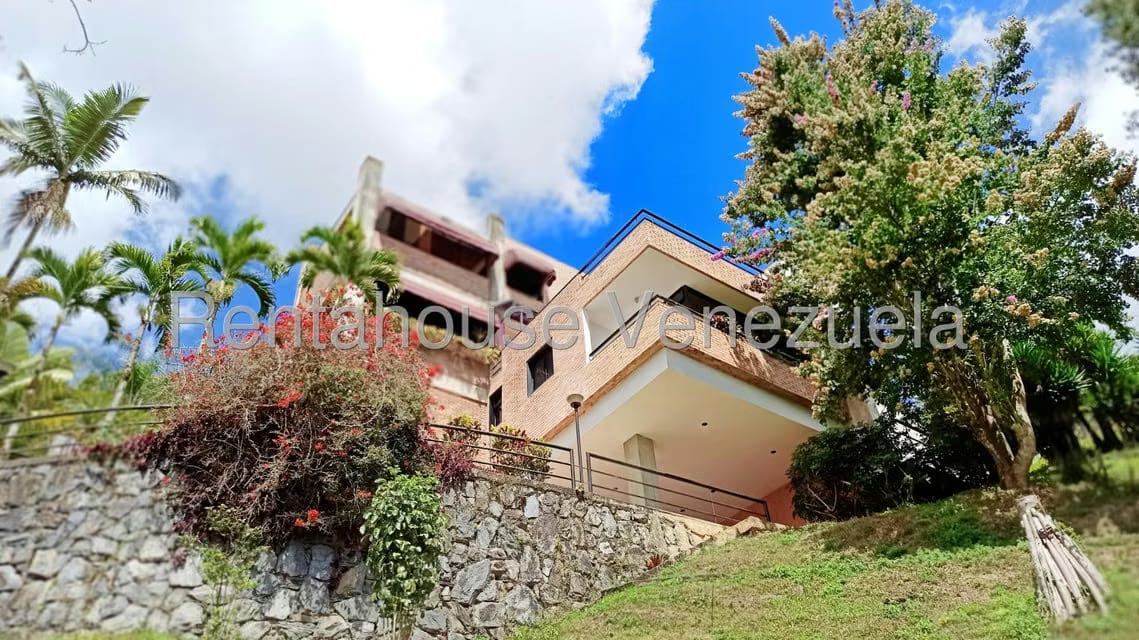 Casa (Contemporaneo) en Venta en La Lagunita Country Club, Distrito Metropolitano - 65