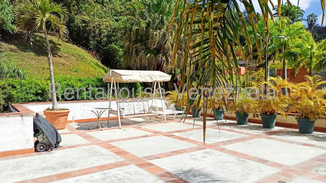 Casa (Contemporaneo) en Venta en La Lagunita Country Club, Distrito Metropolitano - 70