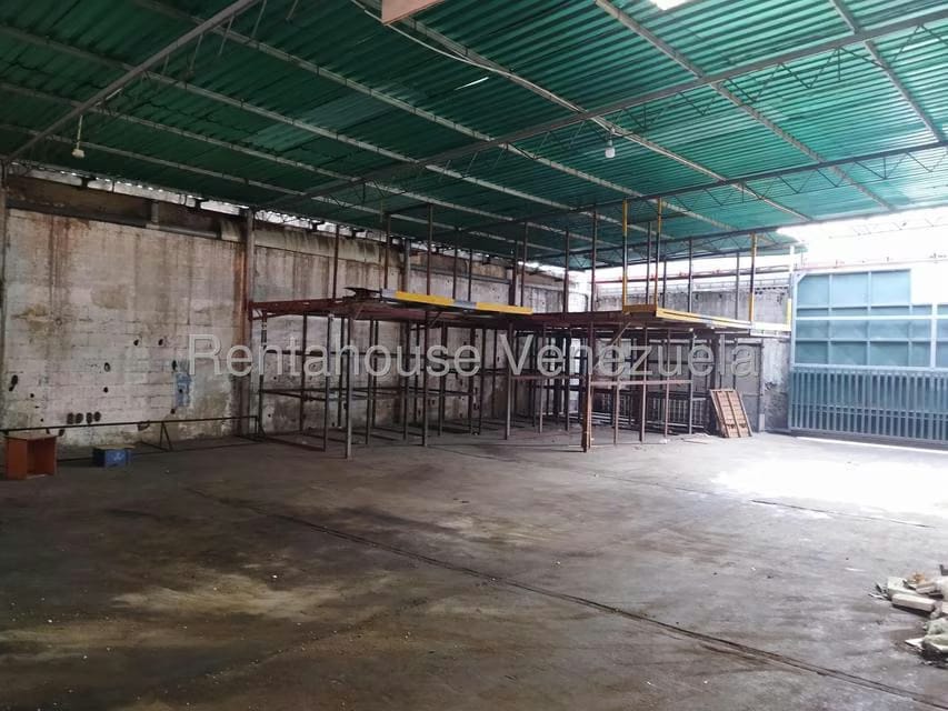 Comercial (Local Comercial) en Venta en Colinas Del Neveri, Anzoategui - 14