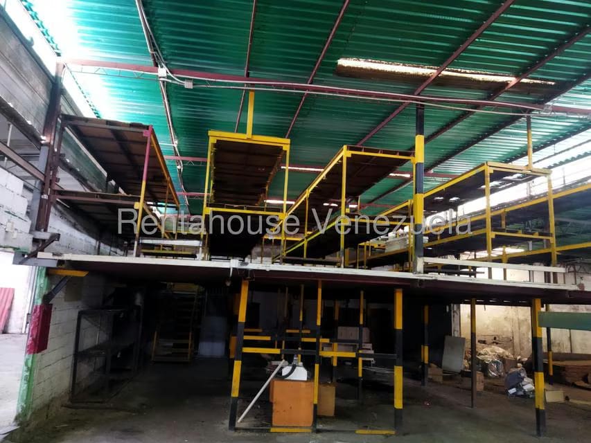 Comercial (Local Comercial) en Venta en Colinas Del Neveri, Anzoategui - 18