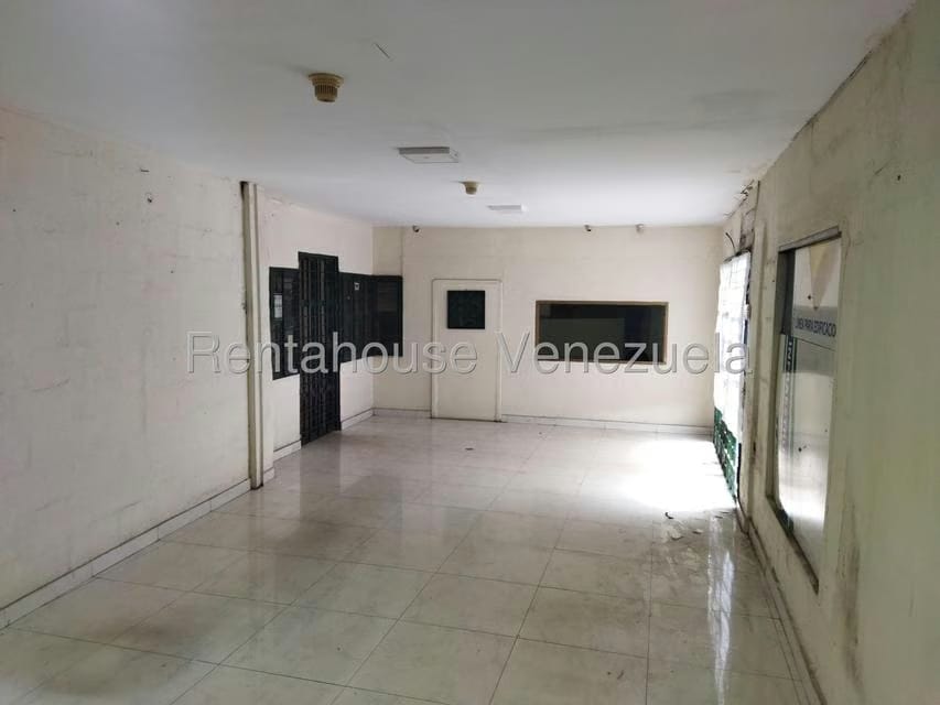 Comercial (Local Comercial) en Venta en Colinas Del Neveri, Anzoategui - 22