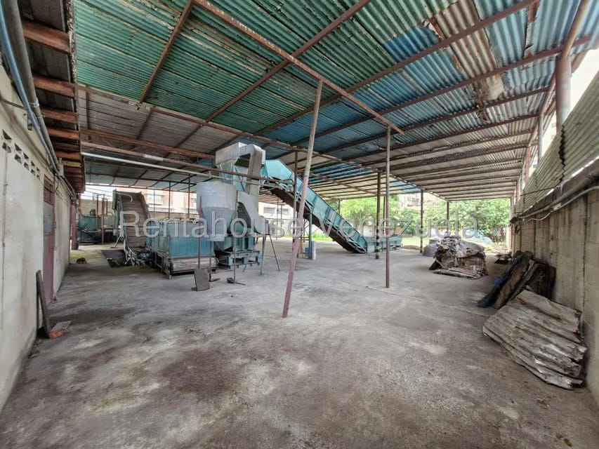 Terreno (Comercial) en Venta en El Centro, Aragua - 14