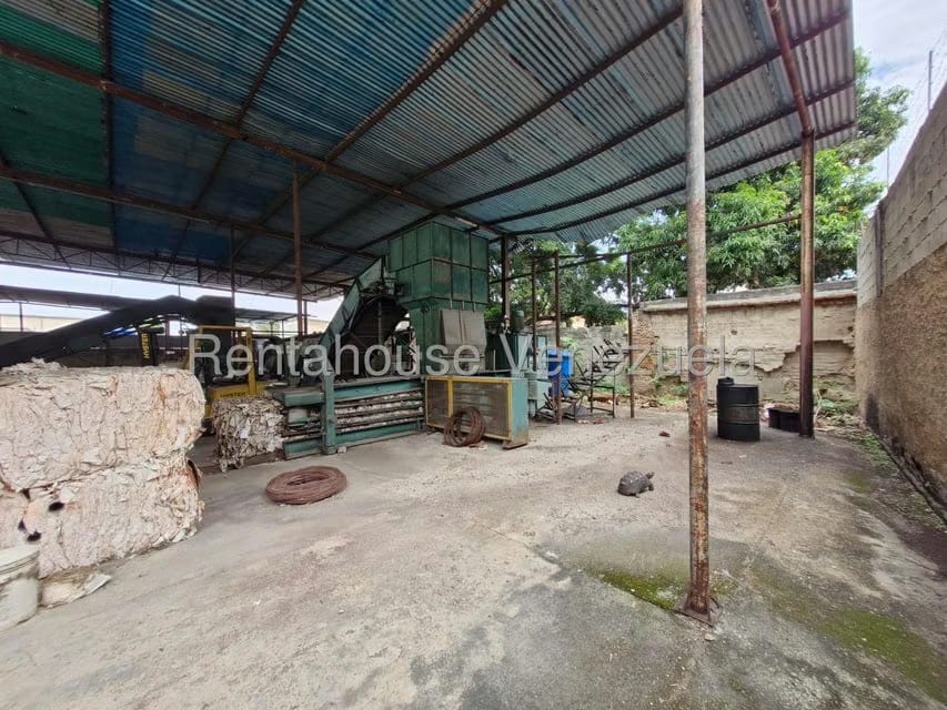 Terreno (Comercial) en Venta en El Centro, Aragua - 10