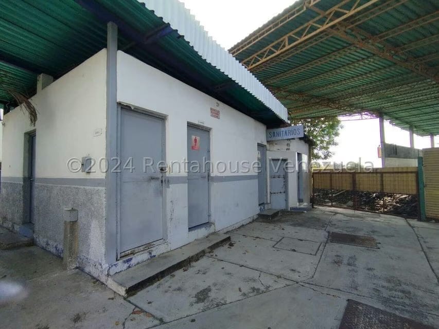 Comercial (Local Comercial) en Alquiler en La Isabelica, Carabobo - 13