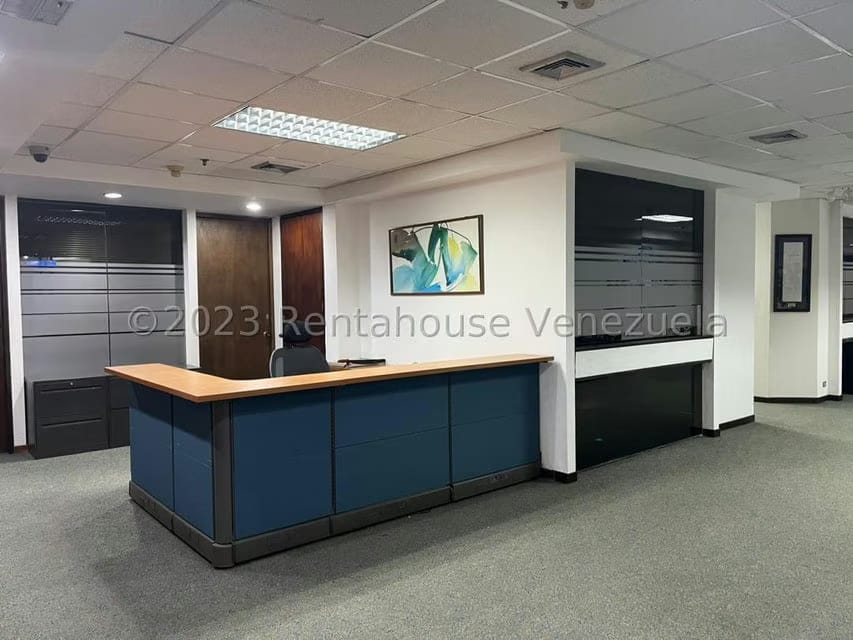 Comercial (Oficina) en Venta en Prados del Este, Distrito Metropolitano - 3