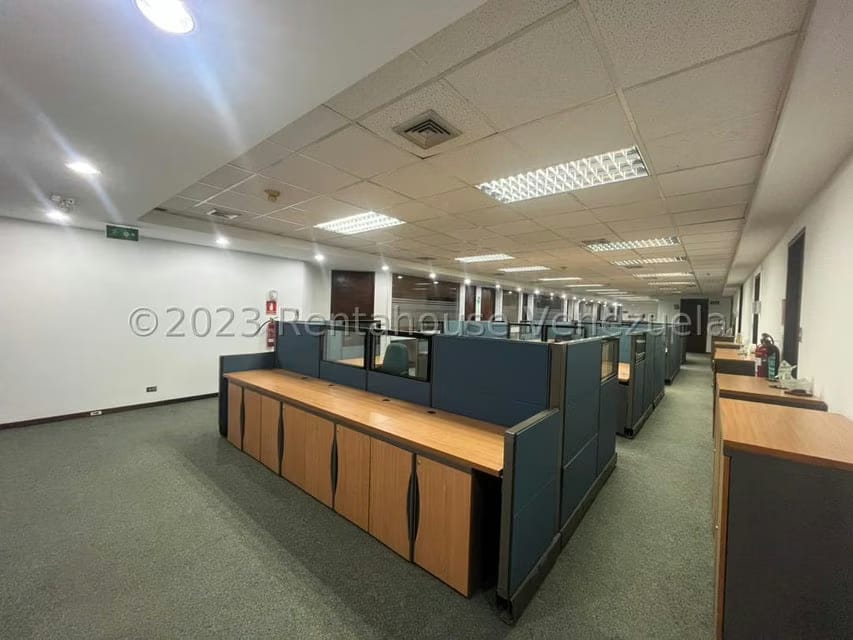 Comercial (Oficina) en Venta en Prados del Este, Distrito Metropolitano - 8