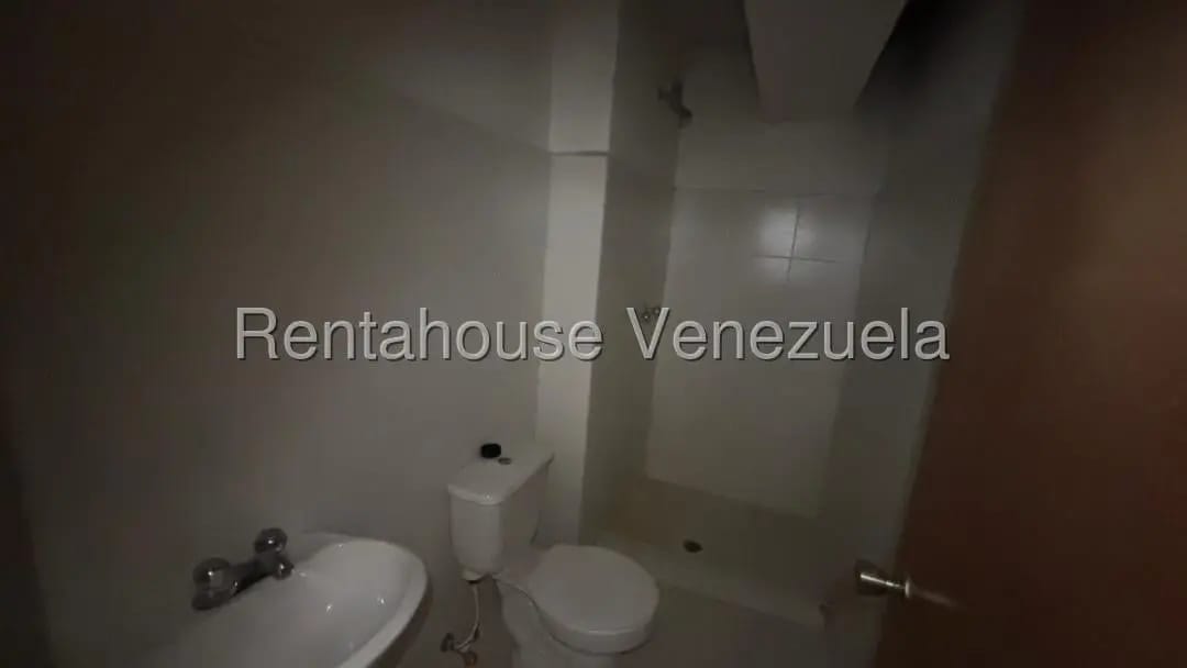 Apartamento (1 Nivel) en Venta en Parroquia La Candelaria, Distrito Metropolitano - 9