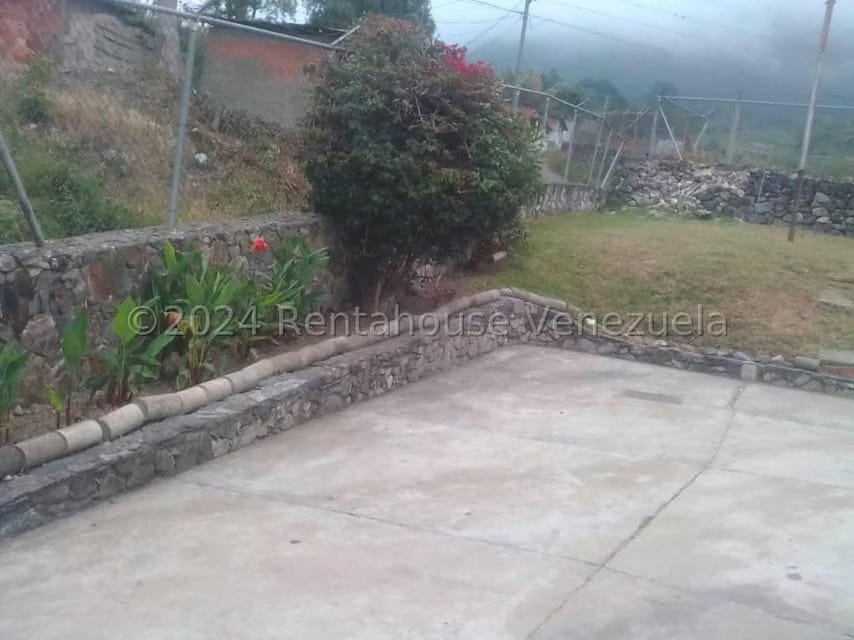 Casa (Duplex) en Venta en La Flecha, Trujillo - 4