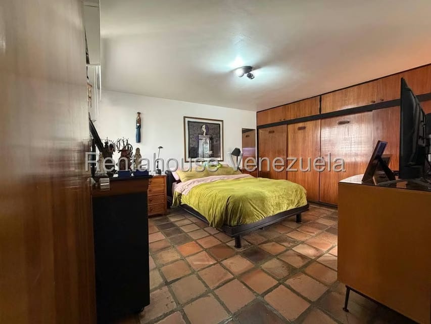Apartamento (1 Nivel) en Venta en La Florida, Distrito Metropolitano - 12