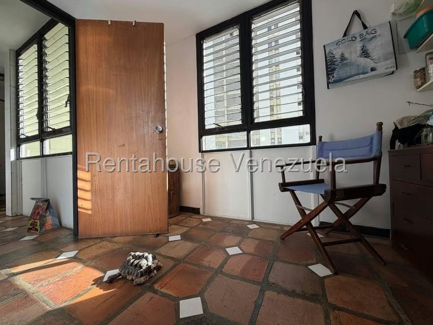 Apartamento (1 Nivel) en Venta en La Florida, Distrito Metropolitano - 16