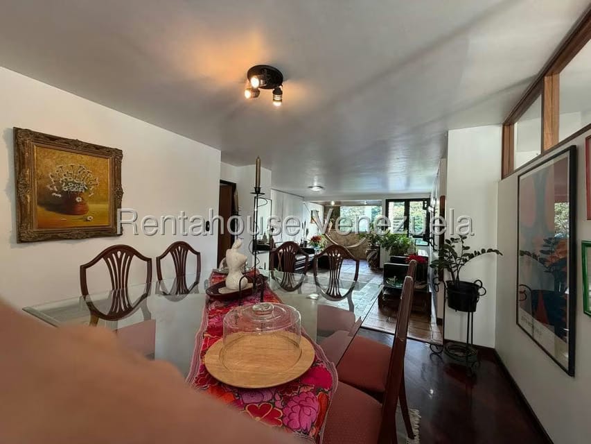Apartamento (1 Nivel) en Venta en La Florida, Distrito Metropolitano - 4