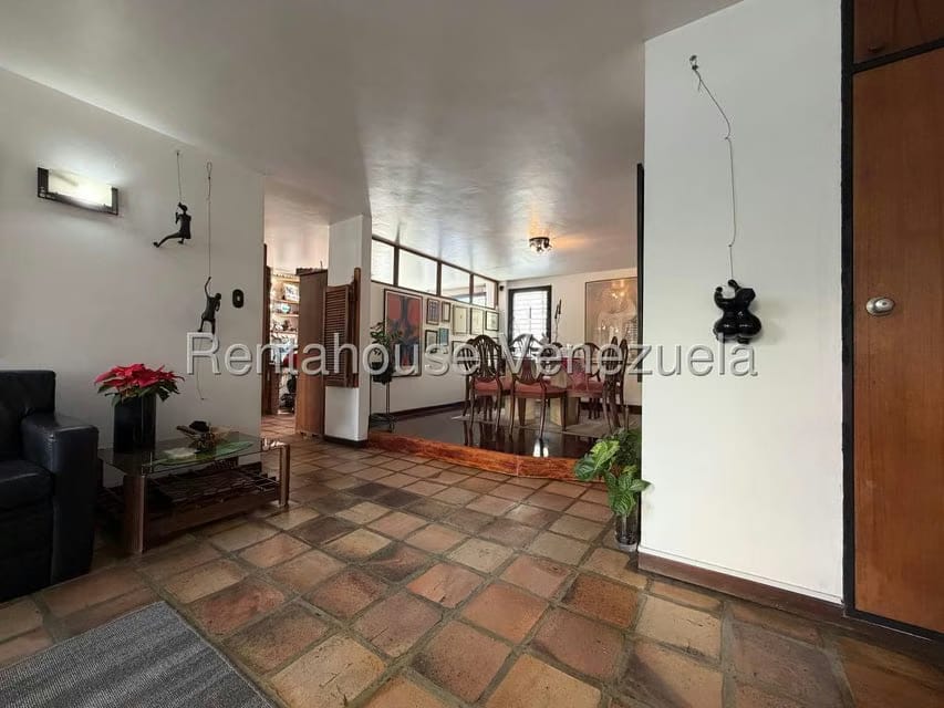 Apartamento (1 Nivel) en Venta en La Florida, Distrito Metropolitano - 5